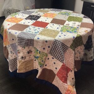 Vintage Patch Work Quilt  MADE IN 1975 meticulously stired